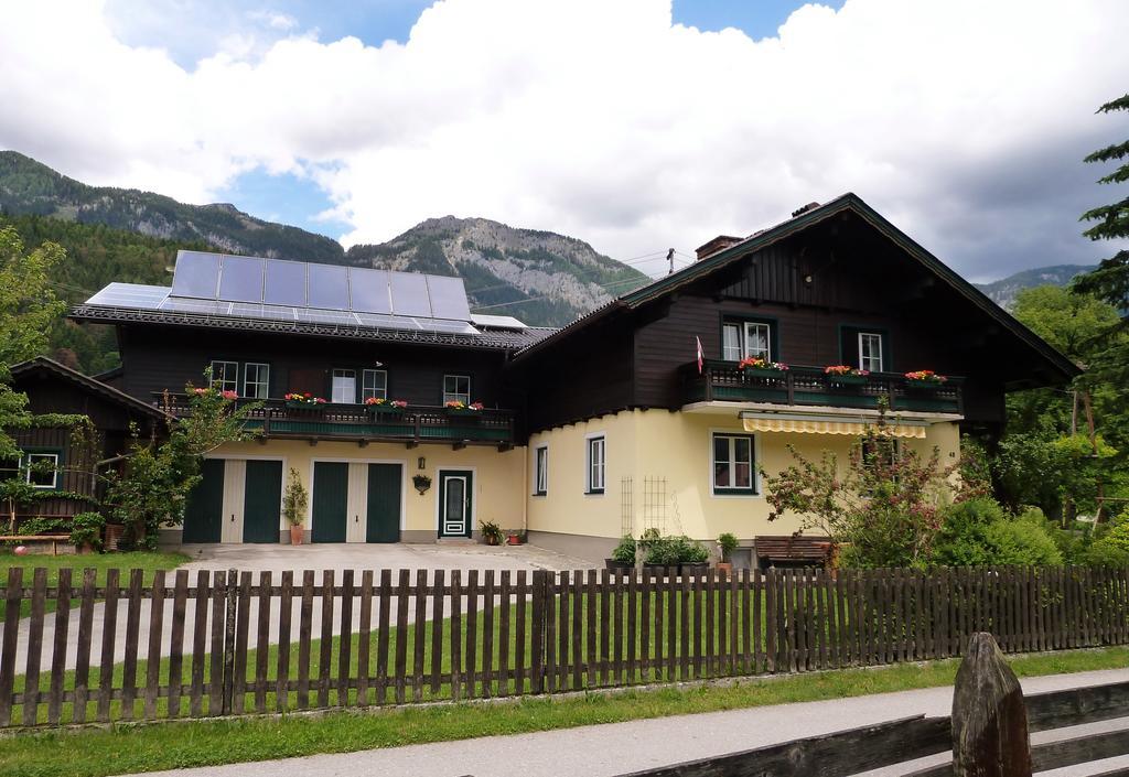 Ferienwohnung Schoenauer Haus im Ennstal Exterior foto